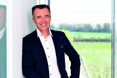 Wolfgang Kreis als Bezirksvorsitzender wiedergewählt